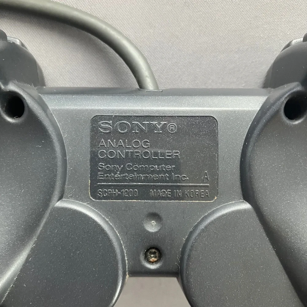 Sony PlayStation Game analog controller, SCPH-1200 w/ additional extension cord
